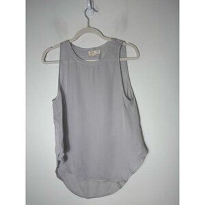 Woman's Bundle of 4 Name Brand Items all Sz XS